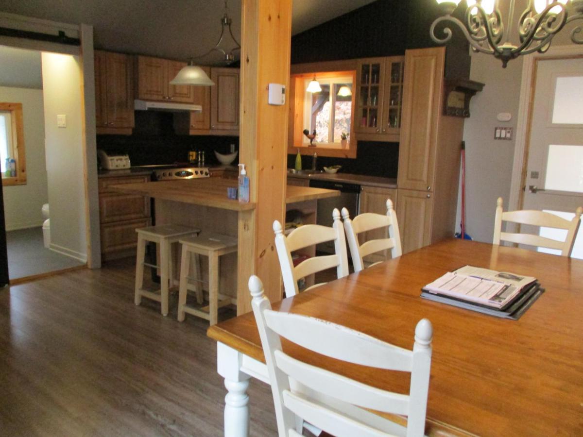 Le Rassembleur +spa Chalet Saint-Adolphe-d'Howard